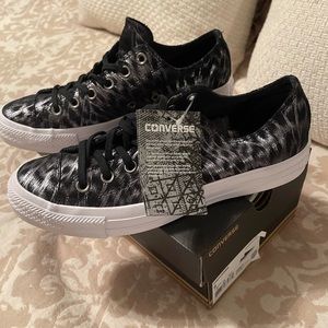 BNIB Converse sneakers